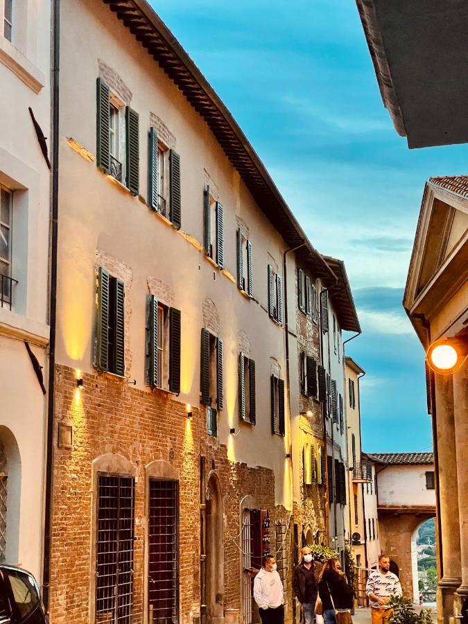 Palazzo Barbini Dimora Storica Aparthotel Castiglione del Lago Exterior photo