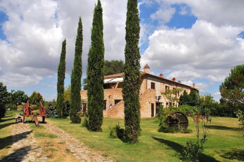 Palazzo Barbini Dimora Storica Aparthotel Castiglione del Lago Exterior photo