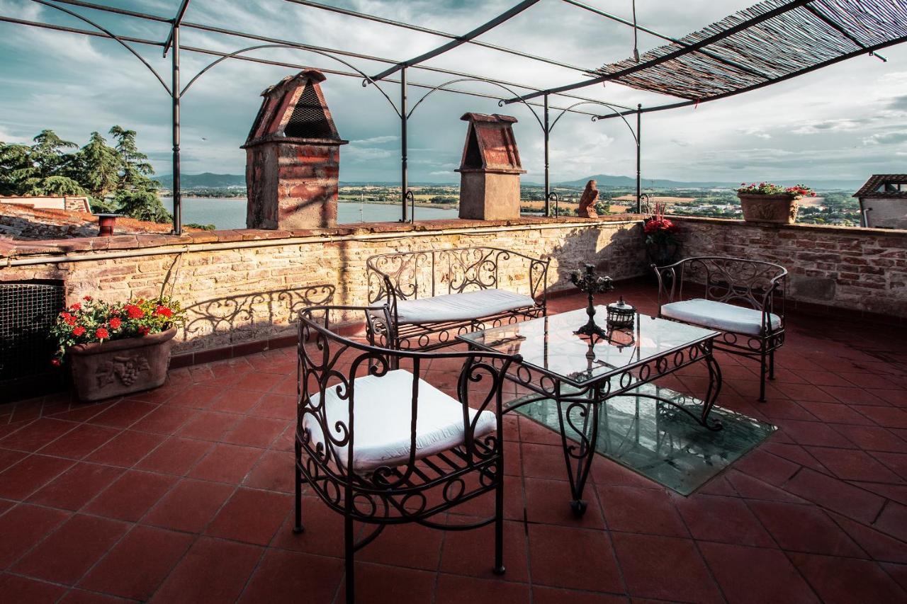 Palazzo Barbini Dimora Storica Aparthotel Castiglione del Lago Exterior photo